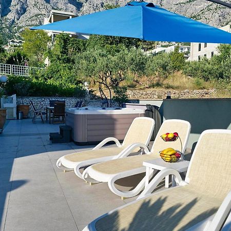 Amazing Apartment In Makarska With House Sea View Esterno foto
